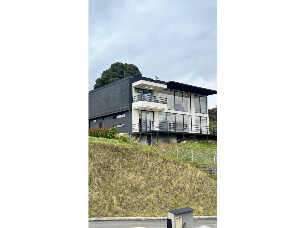 EN VENTA CASA CAMPESTRE EN PARCELACION EN ALTO DE PALMAS MEDELLIN