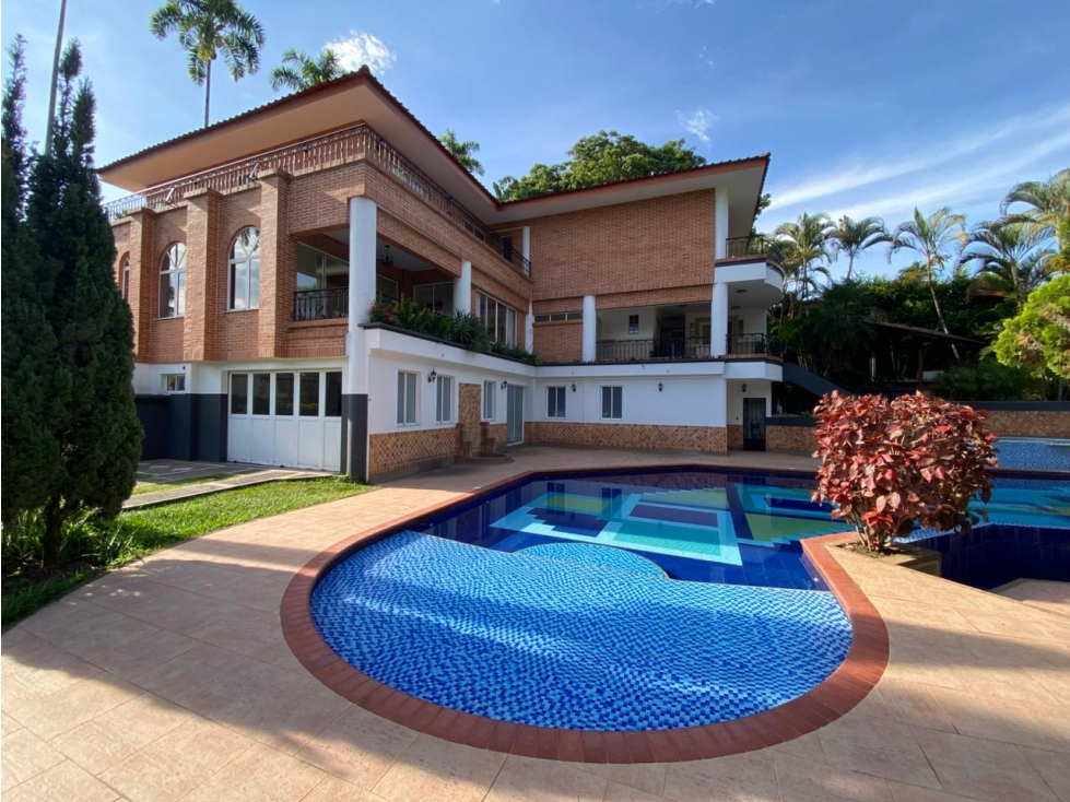 EN VENTA CASA CAMPESTRE CERRITOS PEREIRA