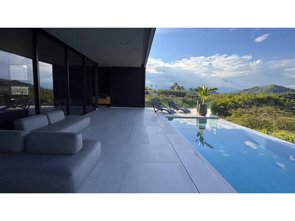 EN VENTA CASA CAMPESTRE MALABAR PEREIRA