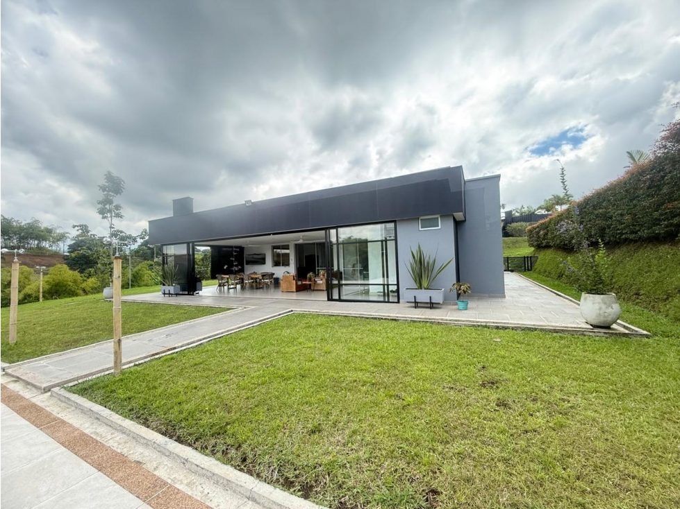 EN VENTA CASA CAMPESTRE EN CONDINA PEREIRA