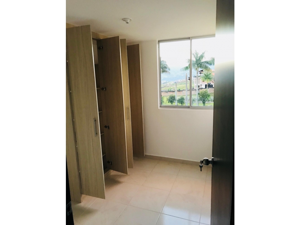 EN VENTA APARTAMENTO VIOLETAS DOSQUEBRADAS — foto 4