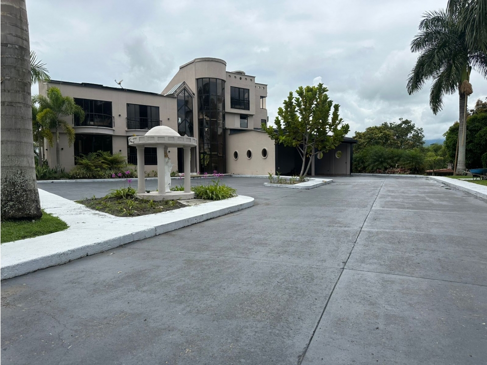 EN VENTA CASA CAMPESTRE CERRITOS