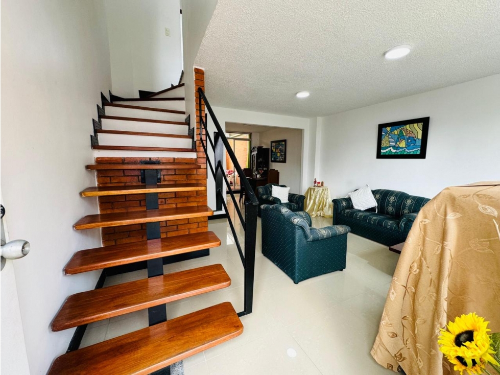 EN VENTA HERMOSA CASA PUEBLITO CAFETERO- PEREIRA — foto 2