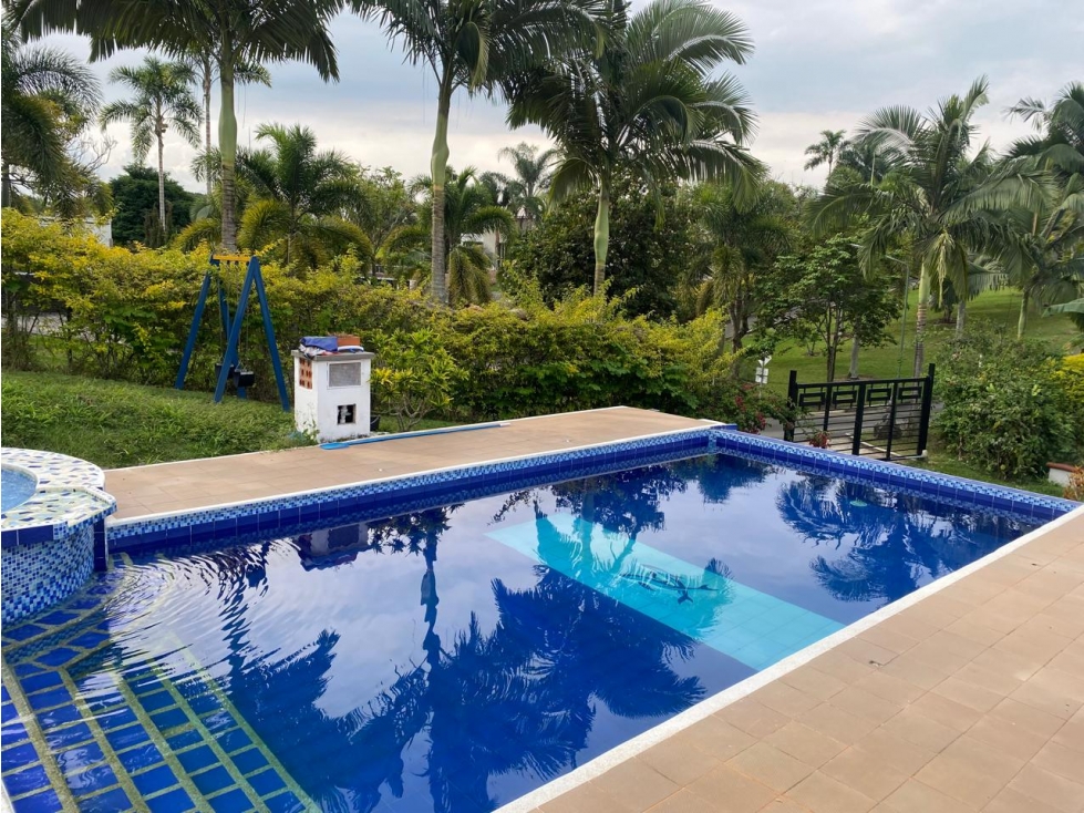 CASA CAMPESTRE LA CARMELITA CERRITOS PEREIRA