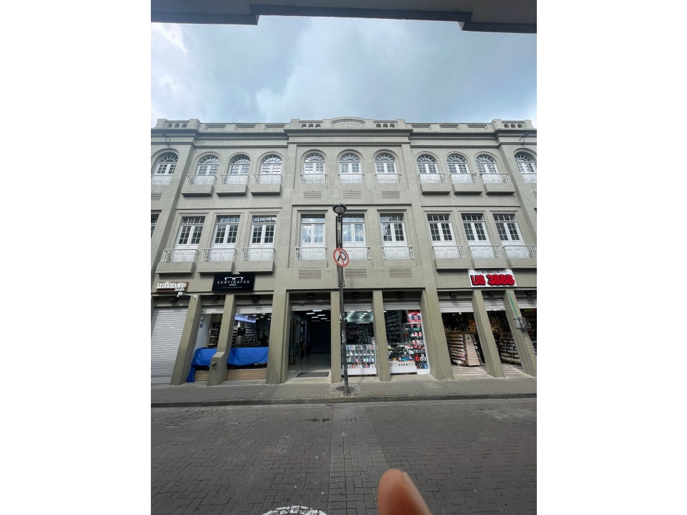 EN RENTA LOCAL COMERCIAL CENTRO DE PEREIRA