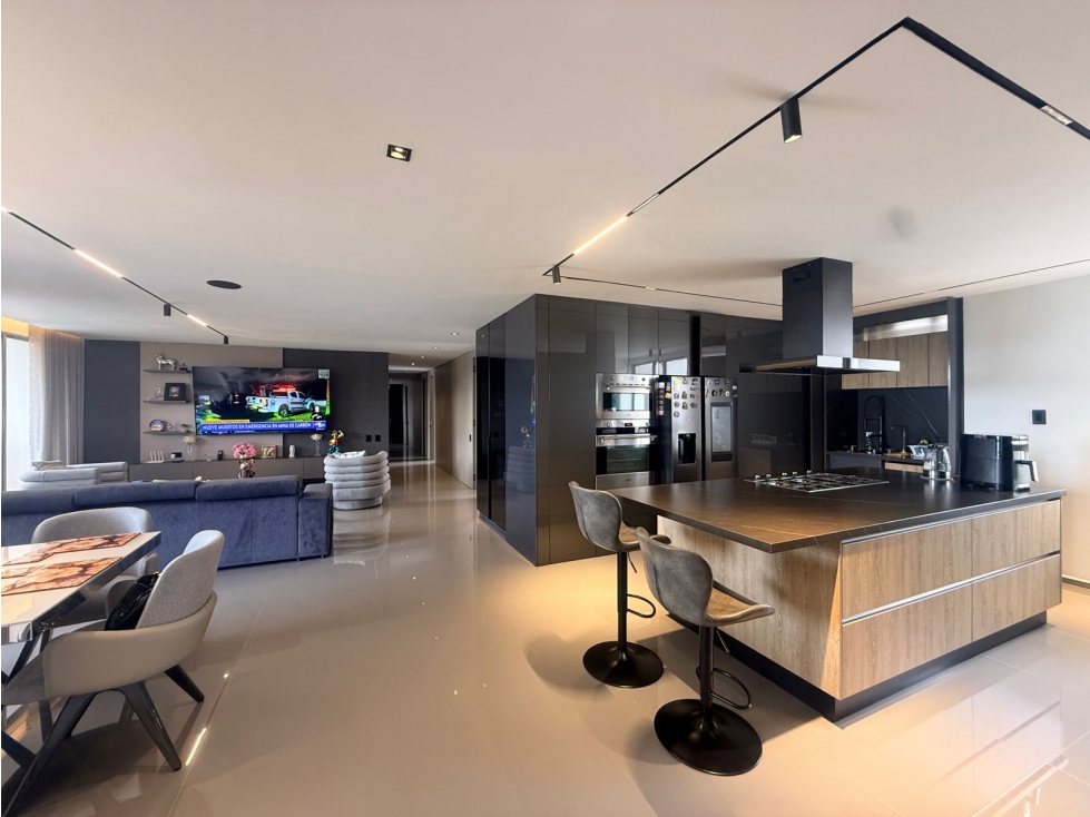 EN VENTA LUJOSO APARTAMENTO EN PINARES PEREIRA — foto 2