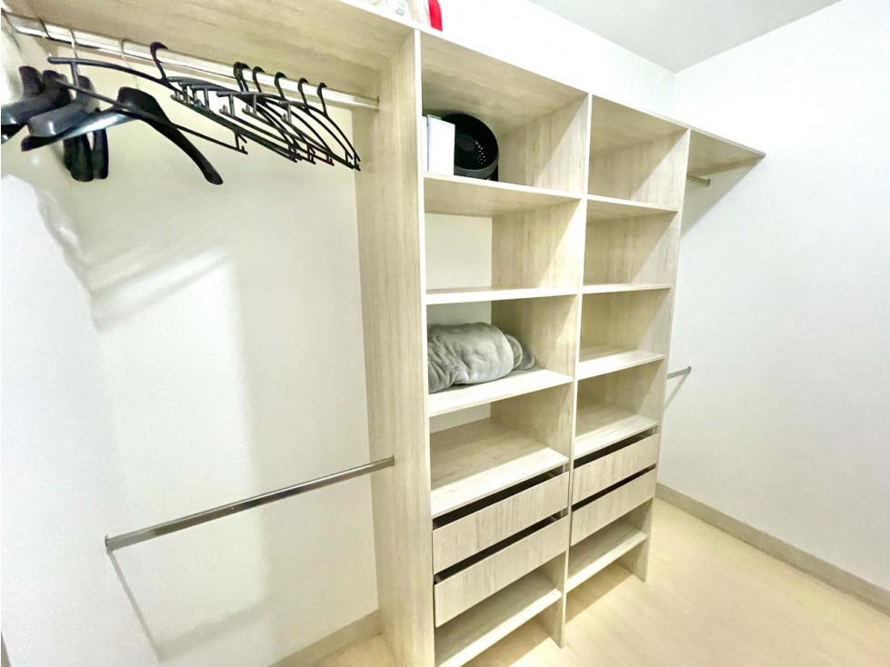 Apartamento en Loma Lalinde foto 14