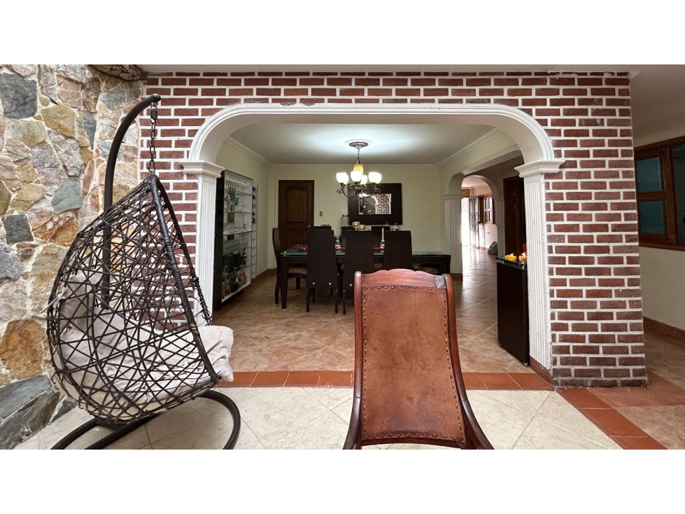 Casa en Laureles para la renta y venta