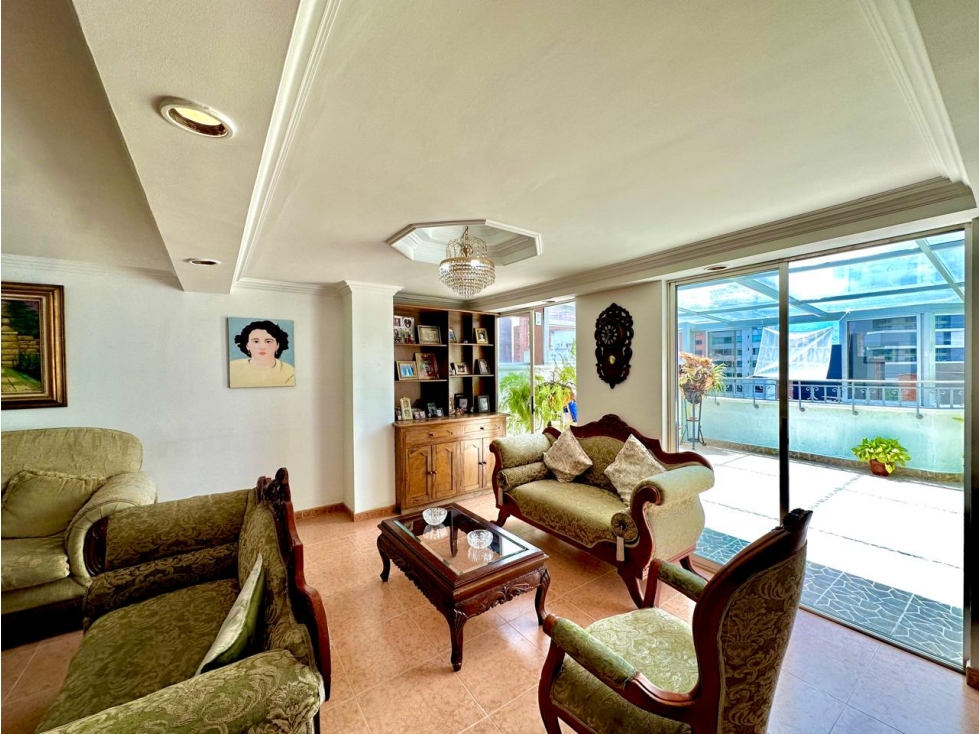 Amplio apartamento en venta en el corazón de Laureles — foto 3