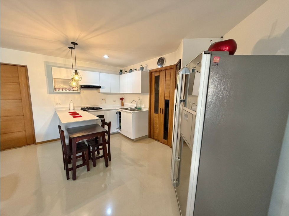 Apartamento para la venta en Sabaneta, piso 17 — foto 3