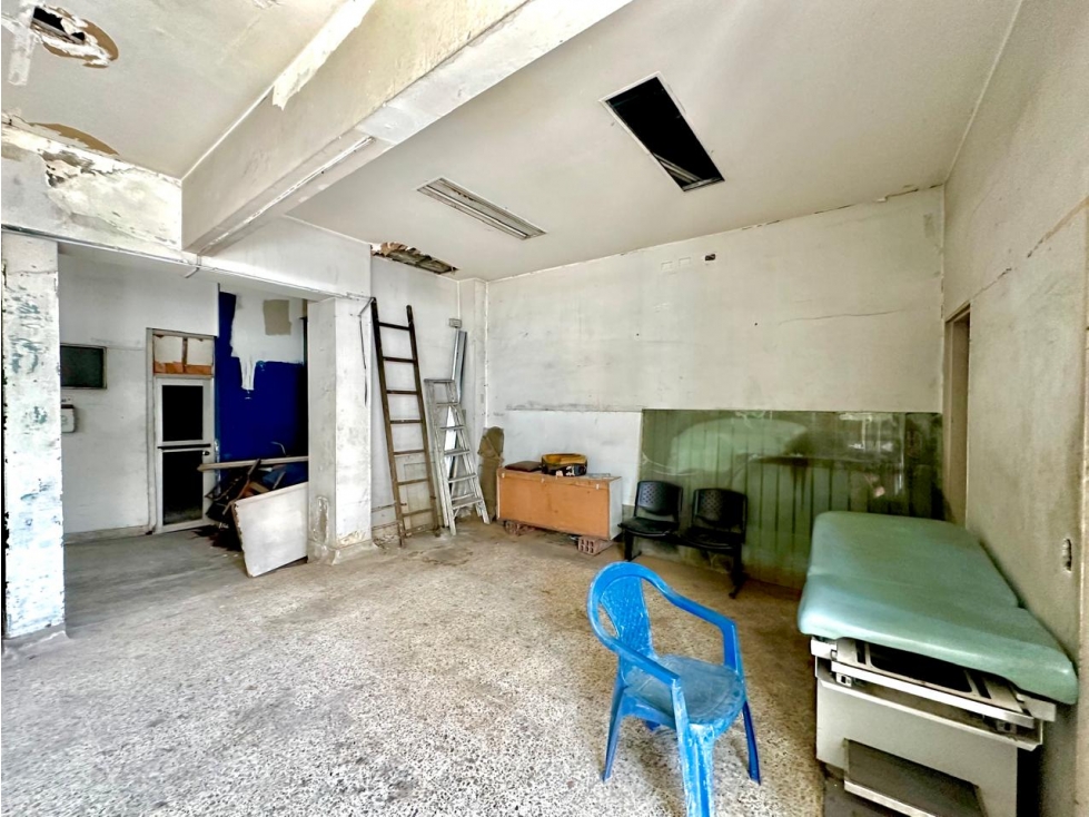 Propiedad en el sector de la minorista para la venta — foto 2