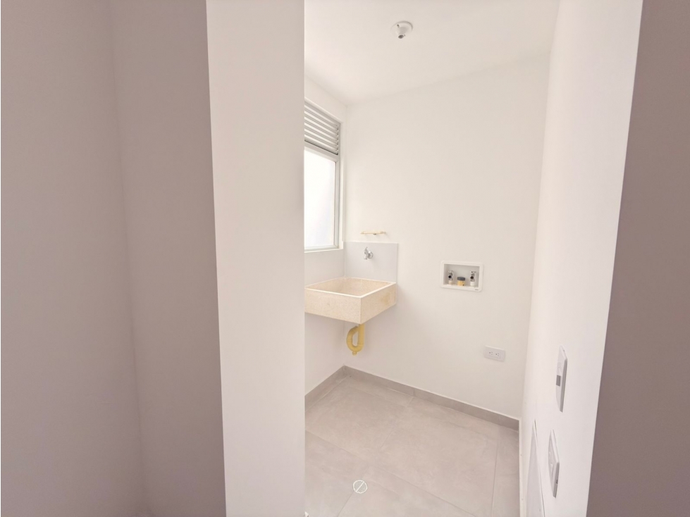 Apartamento para la venta y renta tradicional en Sabaneta, piso 4 — foto 2