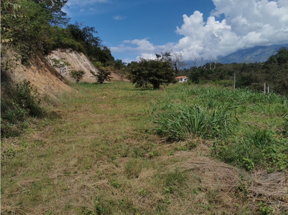 Lote para la venta en sopetrán, dentro de unidad cerrada - 1