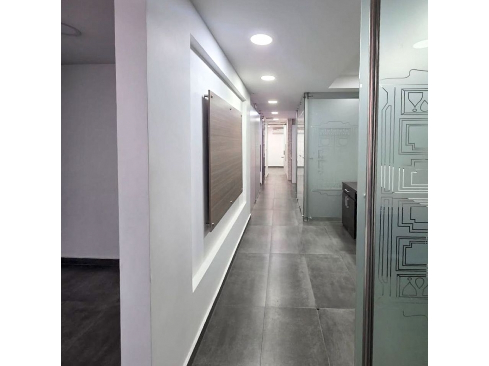 Oficina para la venta o renta en la terminal del sur, piso 3
