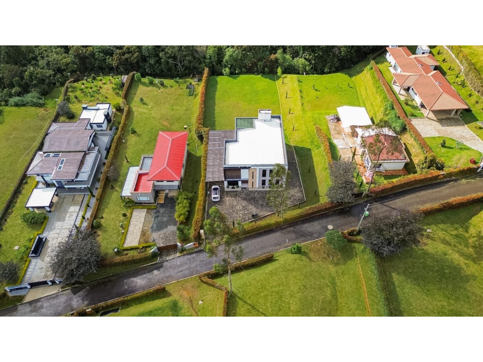 Casa campestre para la venta y renta en Guarne — foto 3