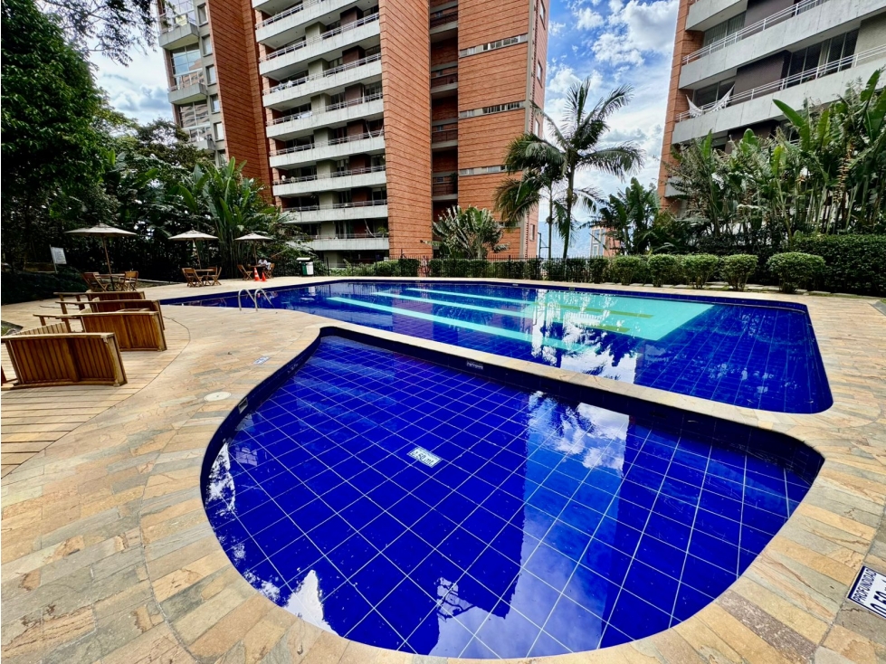 Apartamento dúplex para la venta cerca al C.C El Tesoro — foto 3