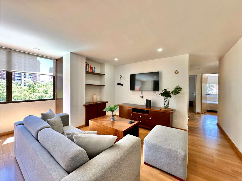 Apartamento para la renta en El Poblado, sector Alejandría piso 6