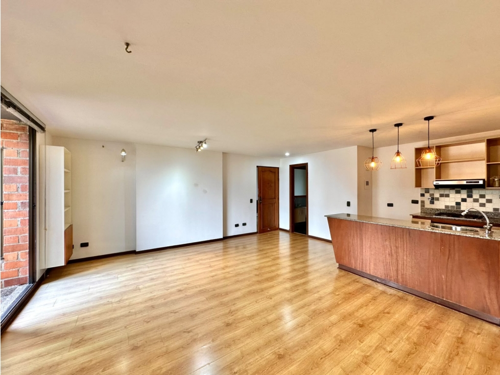 Apartaestudio para renta tradicional en El Poblado, piso 3 — foto 2