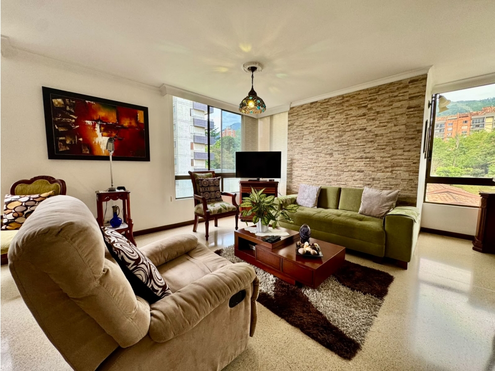 Apartamento para renta amoblada en El Poblado, piso 5