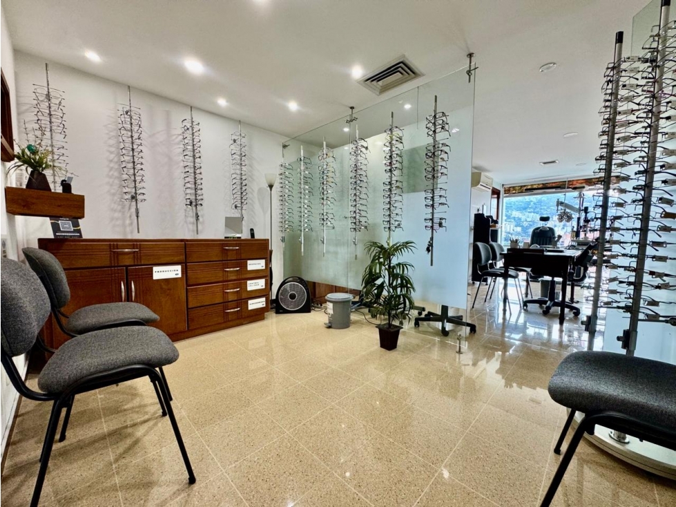 Oficina para venta en Laureles, piso 20