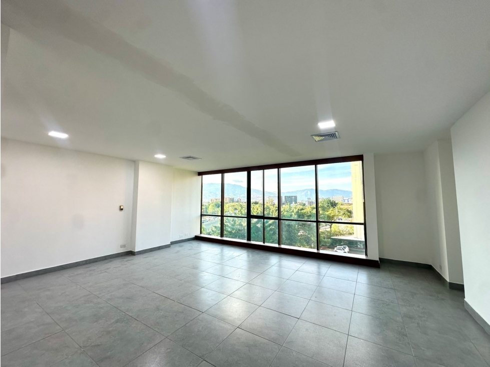 Oficina para venta y renta en Aguacatala, piso 6 - 1