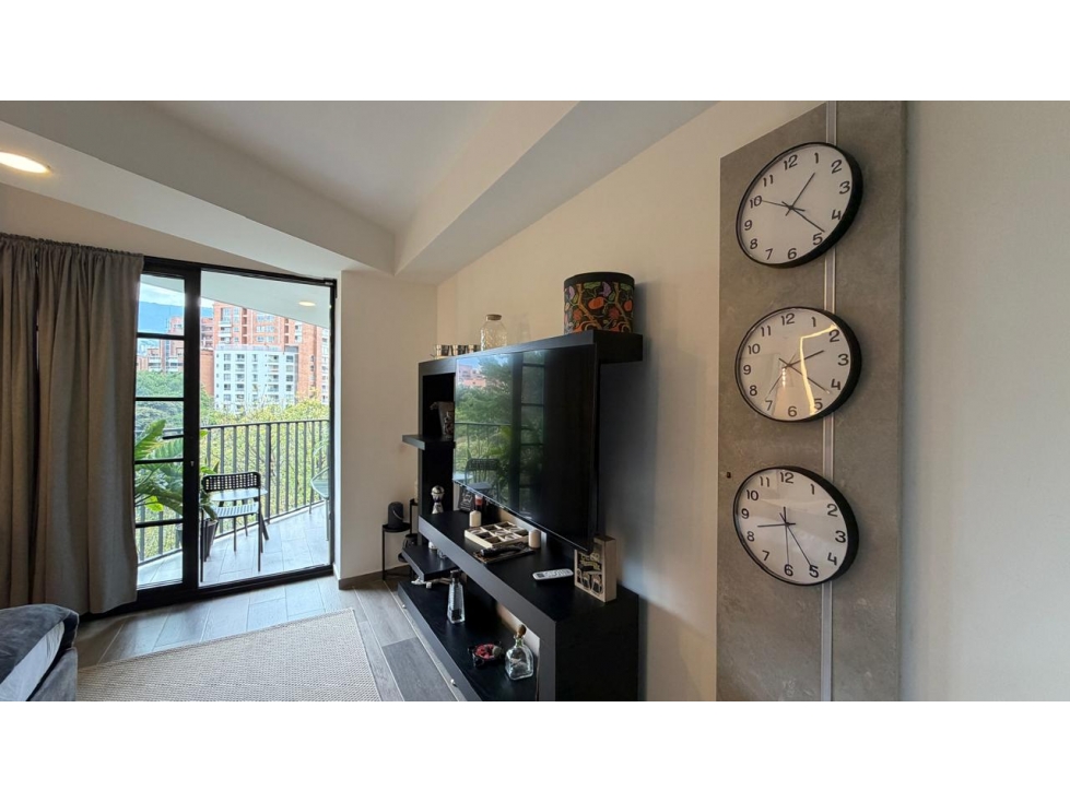 Apartaloft para venta en Laureles, piso 6 — foto 3