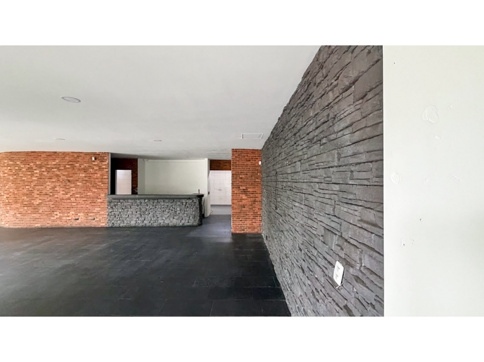 Local comercial con terraza para venta y renta en El Poblado, Manila — foto 3