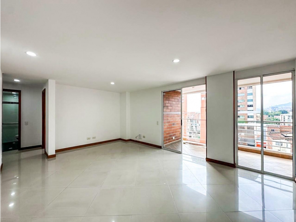 Apartamento para renta tradicional en Laureles, Las Acacias