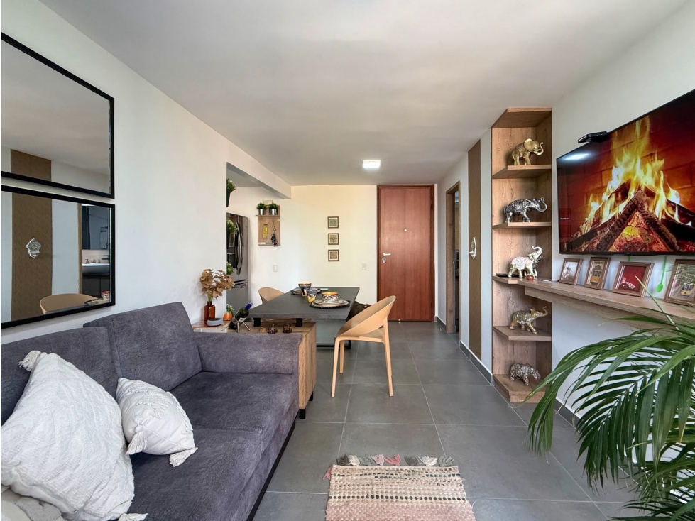 Apartaestudio para renta amoblada en El Poblado, Milla de oro