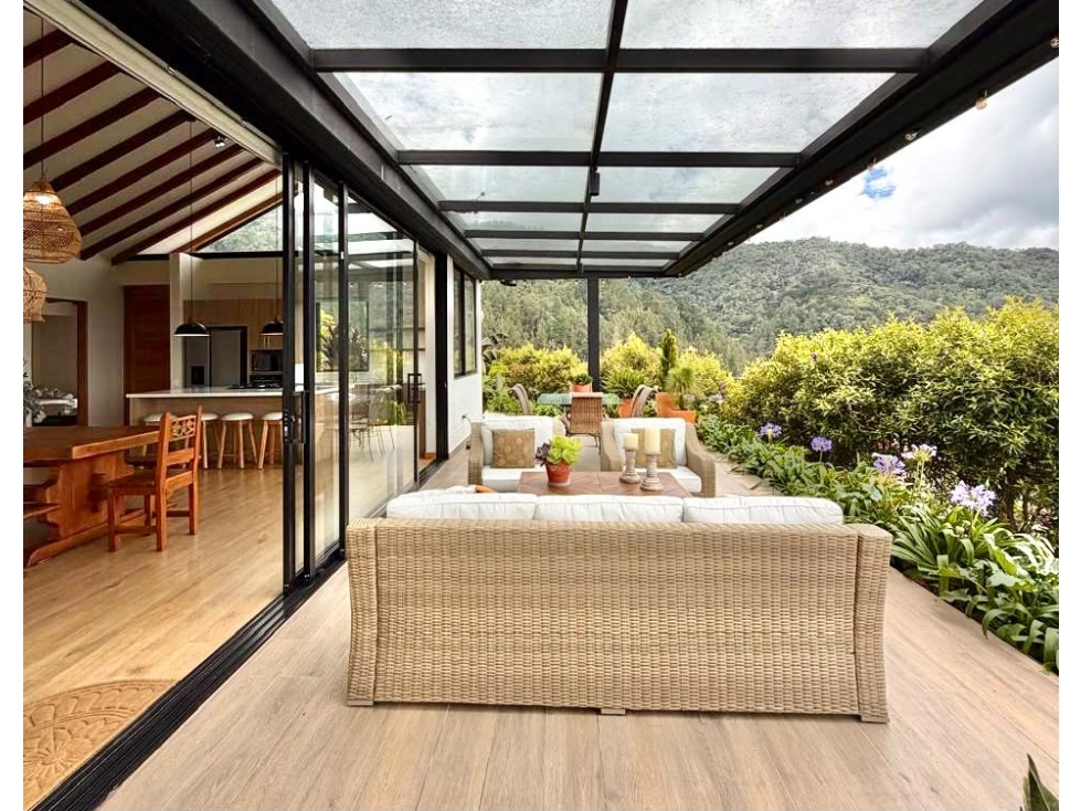Casa campestre para renta amoblada en La ceja, sector el Tambo