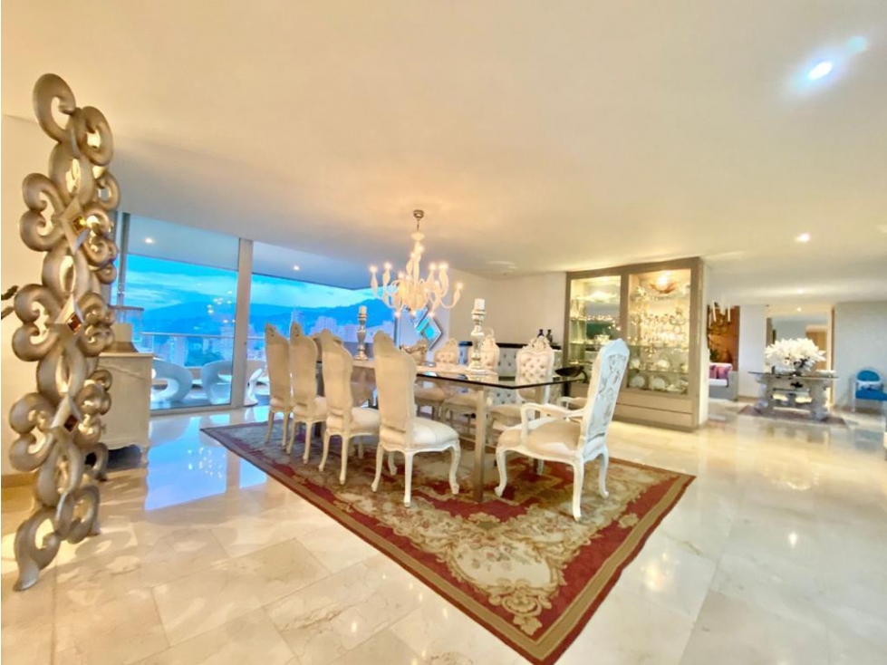 PENTHOUSE EN LA CALERA CERCA AL CC EL TESORO