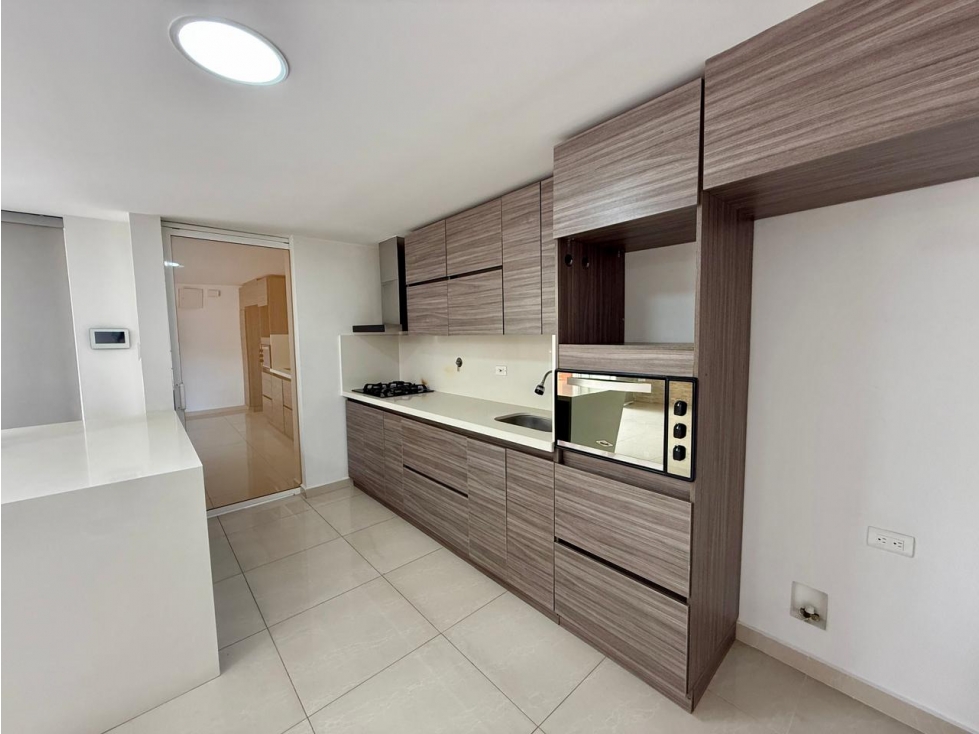 Moderno Apartamento en Belén Alameda
