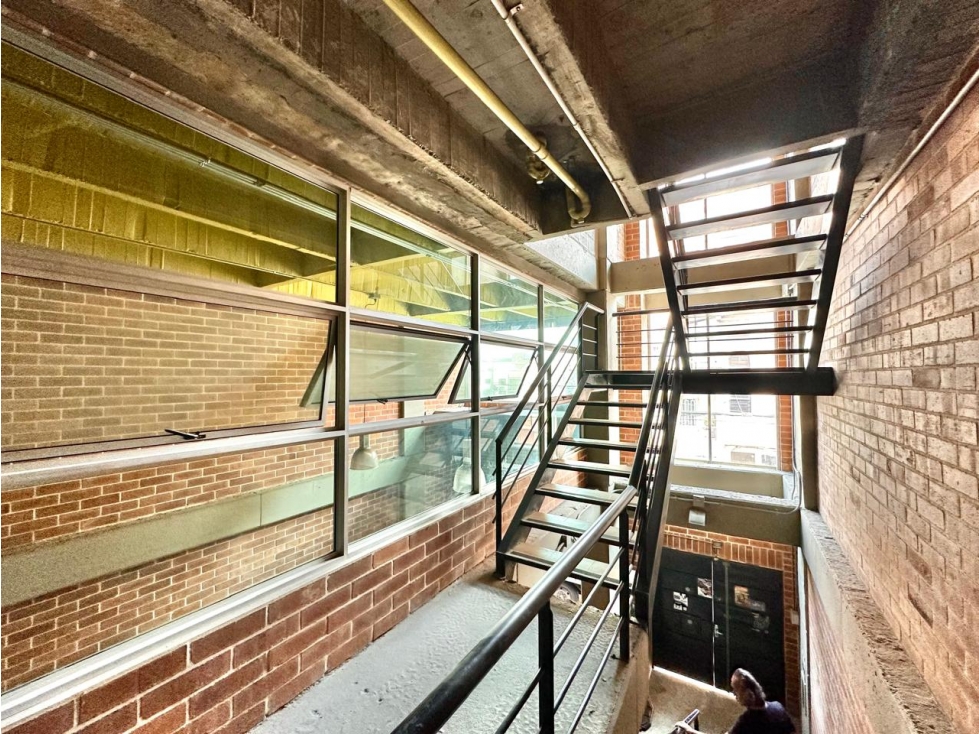 Edificio para inversión en venta, Envigado, cerca al parque san josé - 3