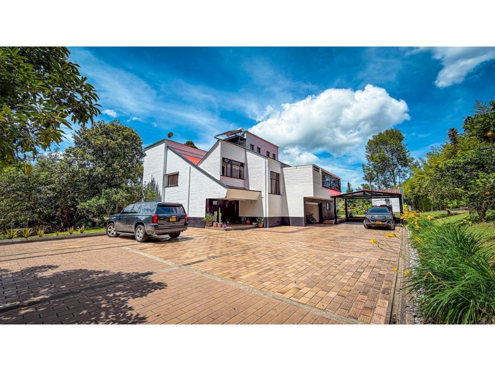 Casa campestre en Parcelación El Yarumo