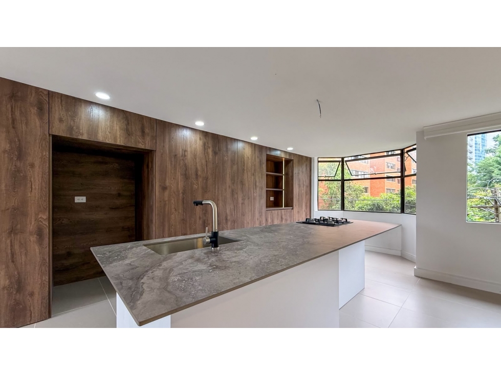 Apartamento para venta en El Poblado, piso 3 — foto 2