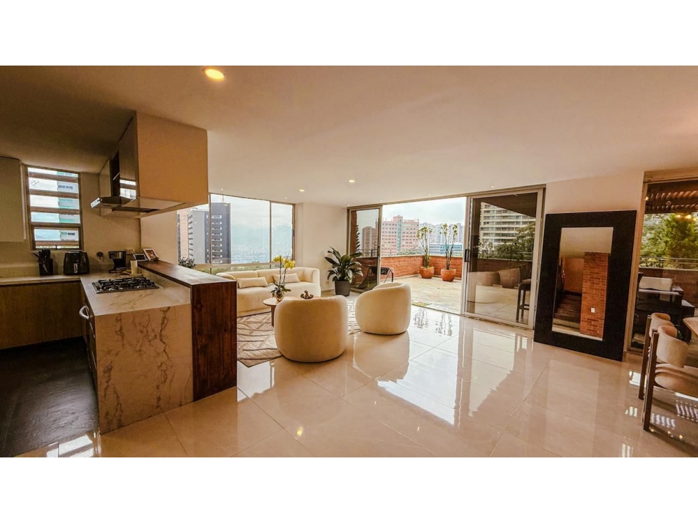 Apartamento dúplex para la venta cerca al C.C El Tesoro