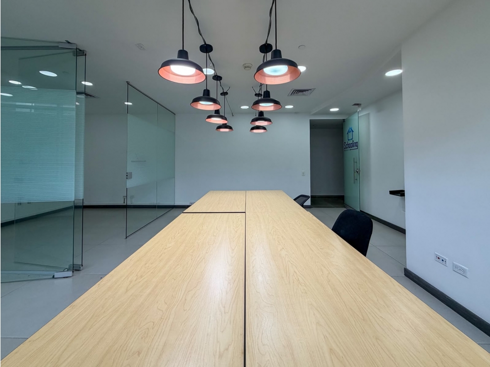 Oficina para renta tradicional en El Poblado, en centro empresarial — foto 6