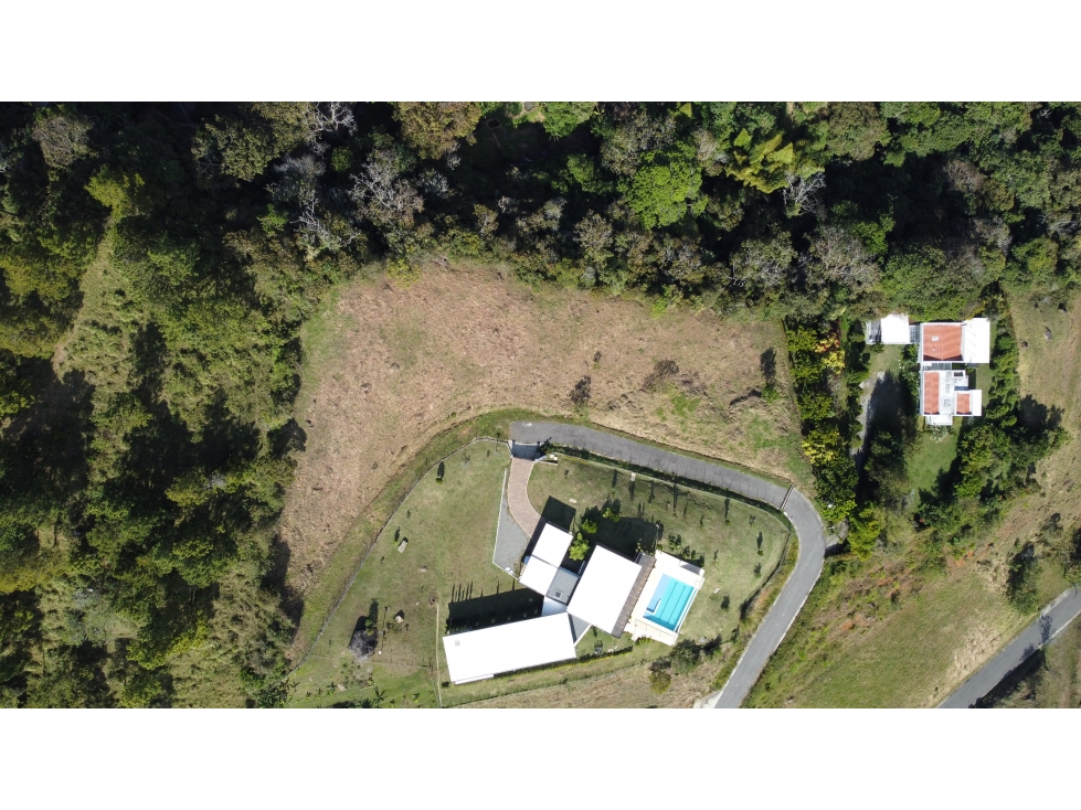 Lote en parcelación en Copacabana — foto 5
