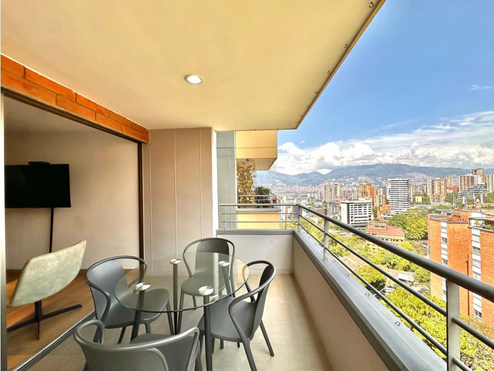 Apartamento cerca al tesoro para la renta amoblada, piso 18