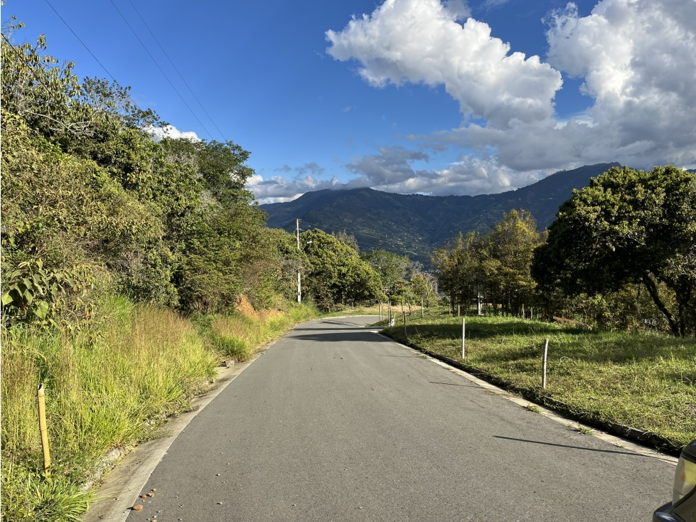 Lote en parcelación en Copacabana — foto 6