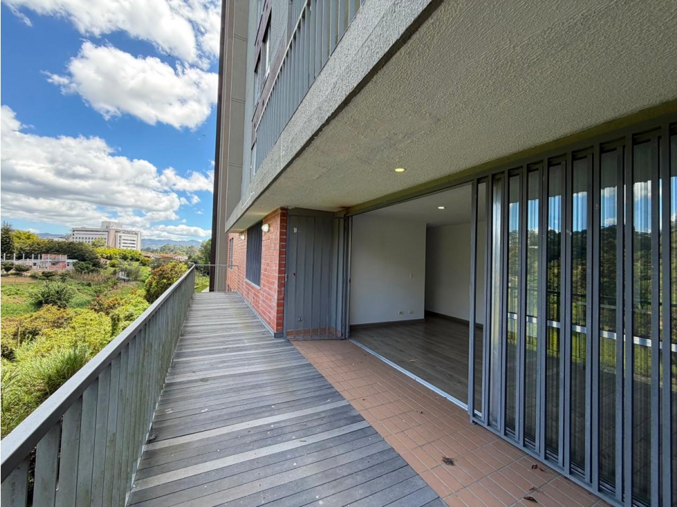 Apartamento para venta en Rionegro, sector los colegios piso 3