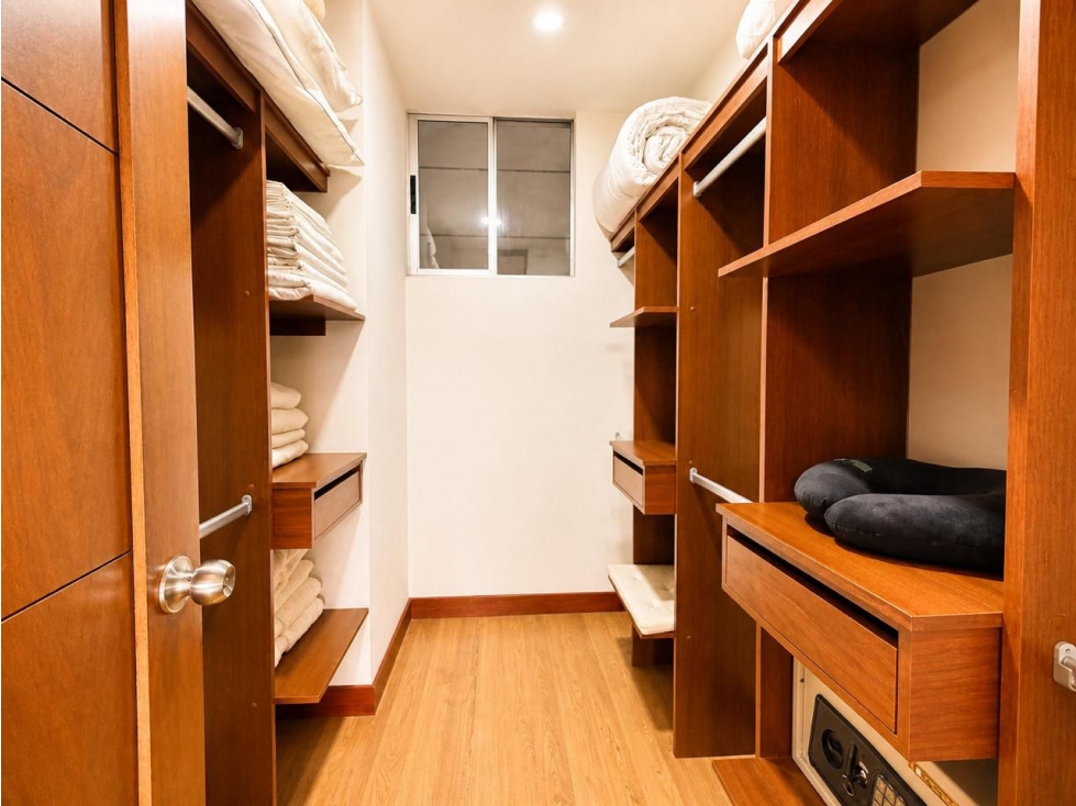 Apartaestudio en San Fernando Plaza, piso 10 con excelente vista — foto 4