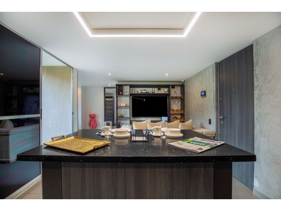 Apartaestudio para renta amoblada en Sabaneta, piso 11