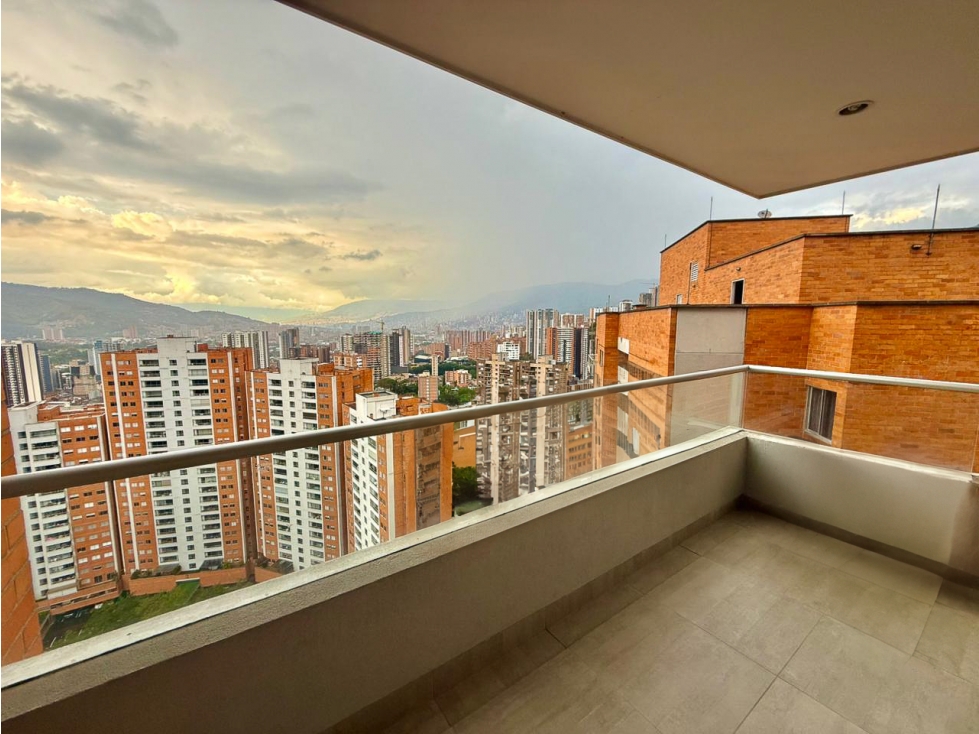 Apartamento para la venta en Sabaneta piso 27