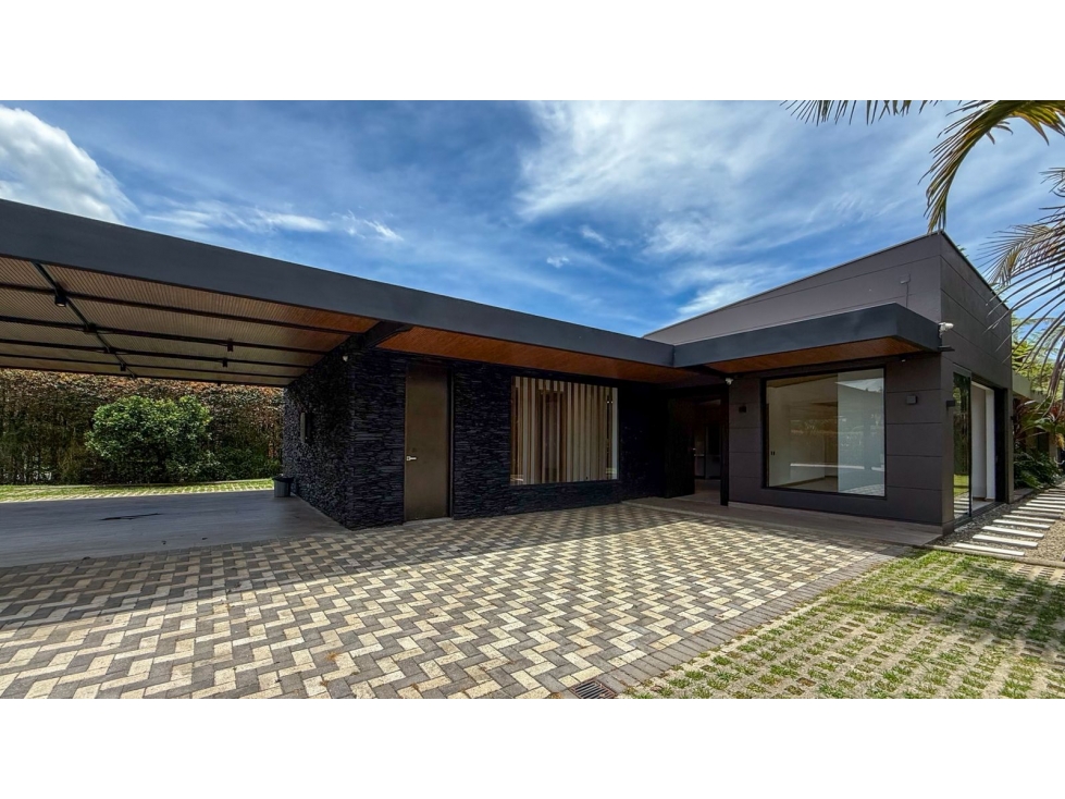 Casa de lujo para venta o renta en Rionegro, Llanogrande - 1