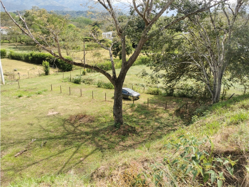 Lote para la venta en sopetrán, dentro de unidad cerrada - 2