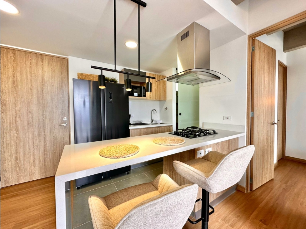 Apartamento para la renta amoblada en Envigado-Escobero, piso 18 — foto 2