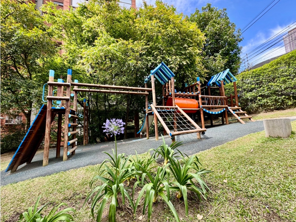 Apartamento dúplex para la venta cerca al C.C El Tesoro — foto 4