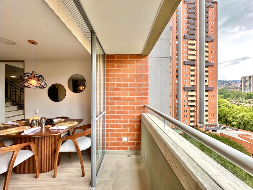 Apartamento para renta amoblada en Itagüí, piso 12