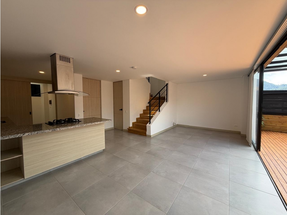 Casa para renta y venta en El retiro, dentro de unidad cerrada — foto 4